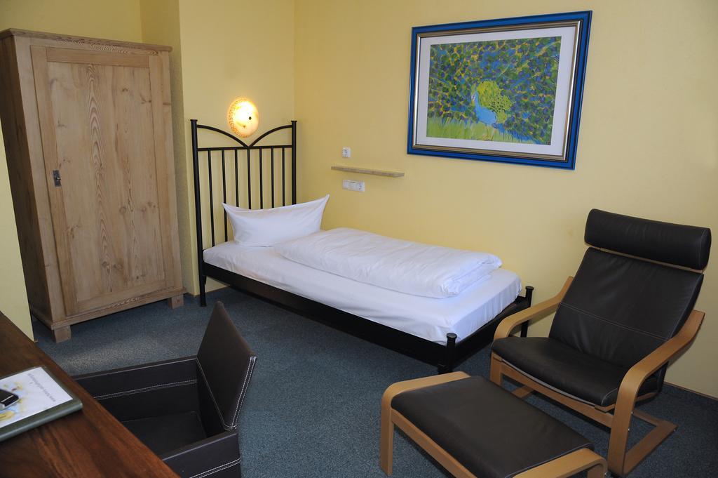 Landhotel Klingerhof Hösbach Buitenkant foto